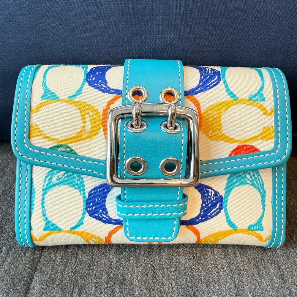 Coach Y2K Vintage Blue White Multicolor Scribble C Wallet with Front Buckle